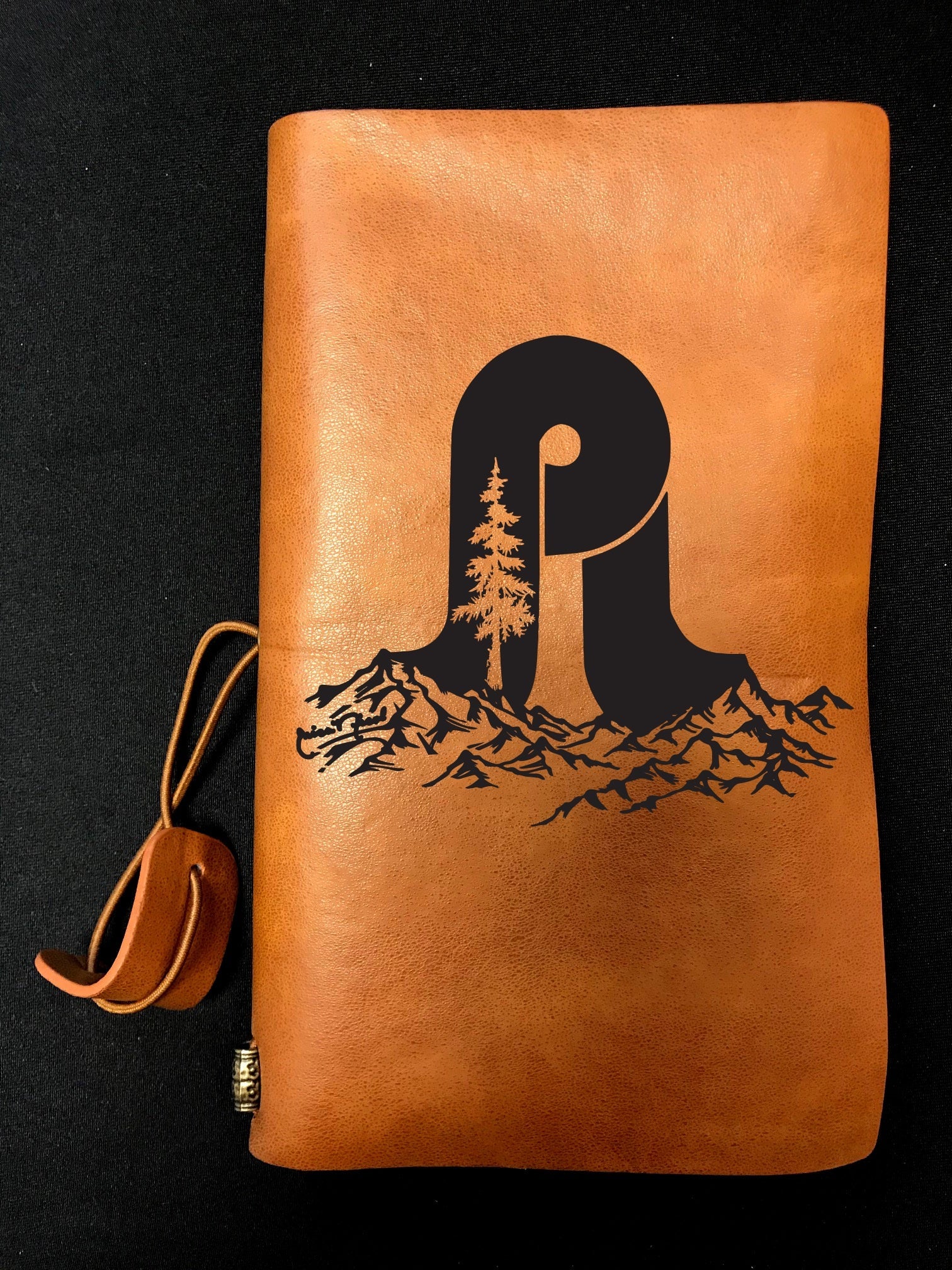 Pretty Lights- Leather Travel Journal Refillable Tan / Pl Og Mountain & Tree